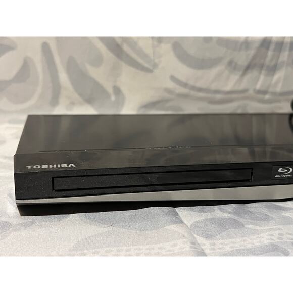 Toshiba Blu-Ray Disc Player BDK33KU Wi-Fi Certified USB Connection No Remote - Picture 4 of 11